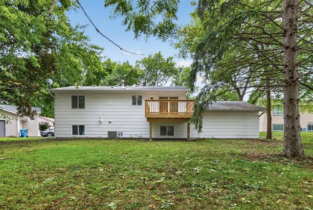 14010 38th Avenue N, Plymouth, MN 55447