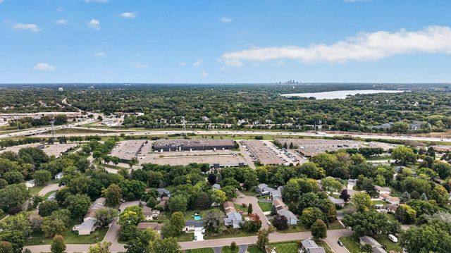 14010 38th Avenue N, Plymouth, MN 55447