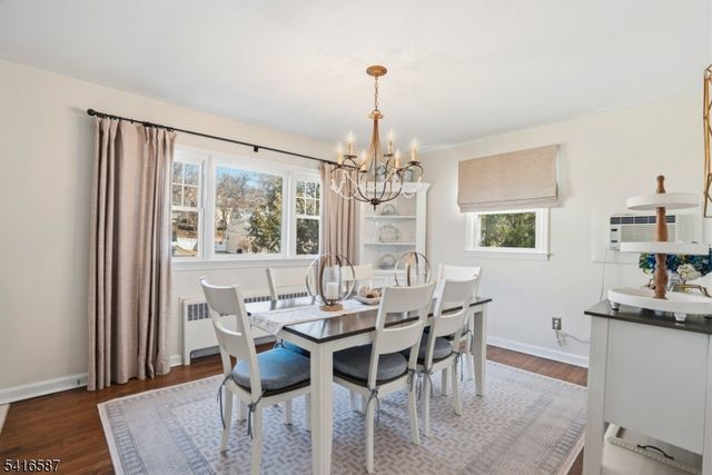 22 Laurel St, Hawthorne Boro, NJ 07506