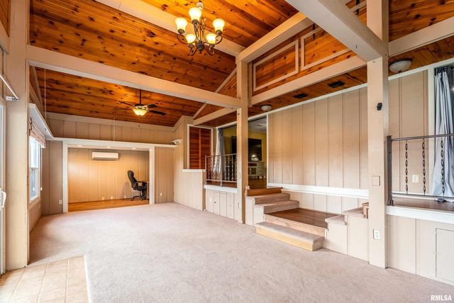 9784 Highway 127, Murphysboro, IL 62966