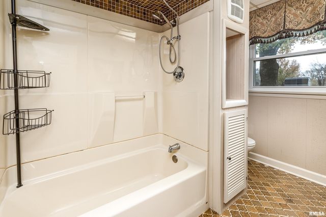 9784 Highway 127, Murphysboro, IL 62966