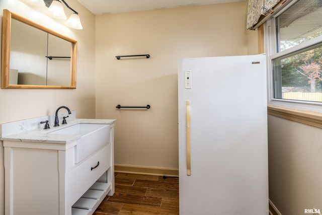 9784 Highway 127, Murphysboro, IL 62966