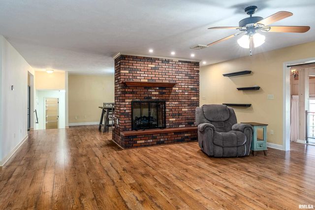 9784 Highway 127, Murphysboro, IL 62966