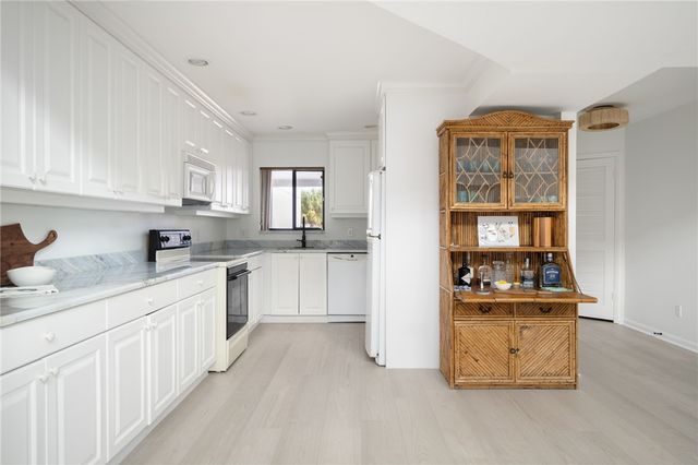 1155 Reef Road C-6, Vero Beach, FL 32963