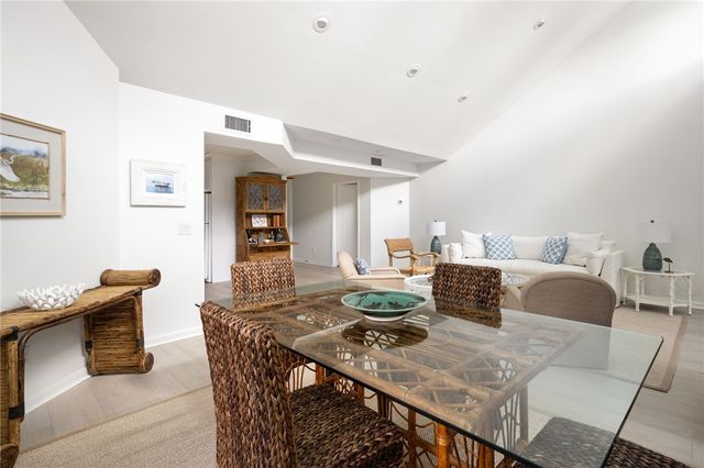 1155 Reef Road C-6, Vero Beach, FL 32963