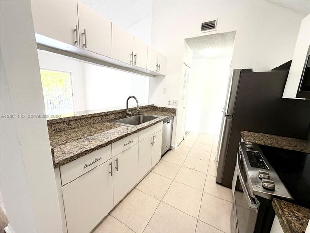 15771 SW 104th Ter 301, Miami, FL 33196