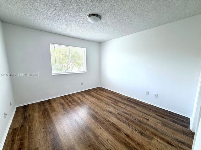 15771 SW 104th Ter 301, Miami, FL 33196