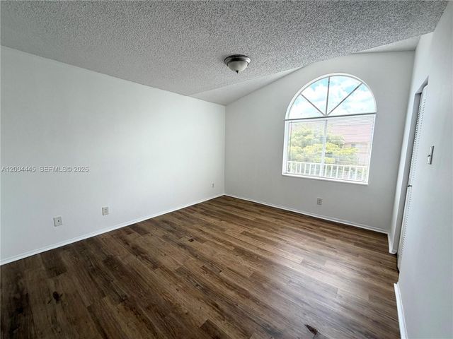 15771 SW 104th Ter 301, Miami, FL 33196