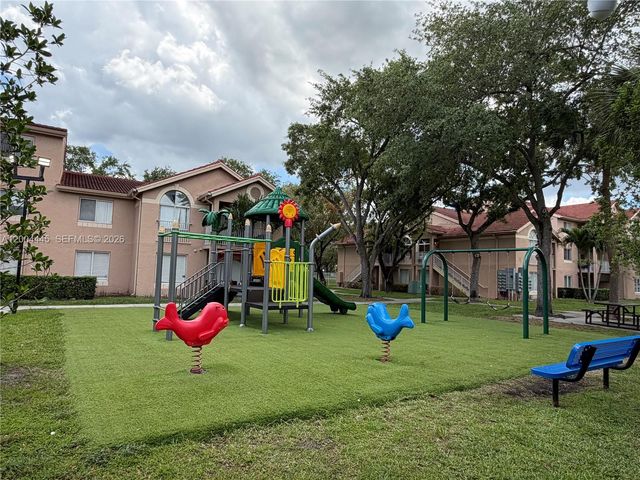 15771 SW 104th Ter 301, Miami, FL 33196