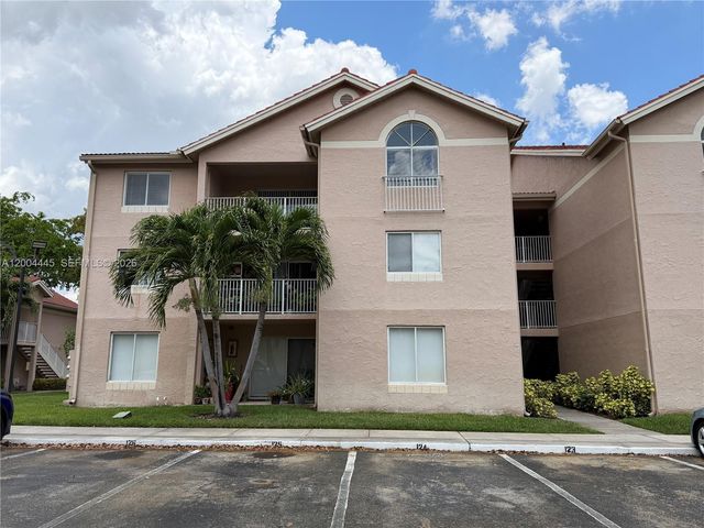 15771 SW 104th Ter 301, Miami, FL 33196