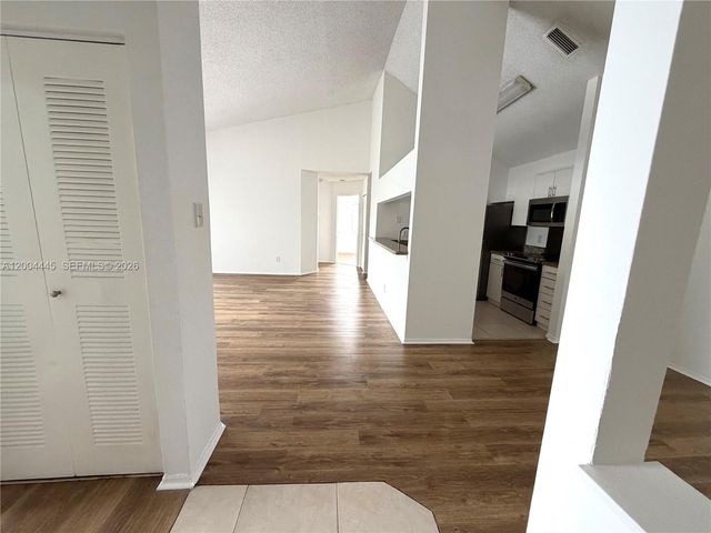 15771 SW 104th Ter 301, Miami, FL 33196