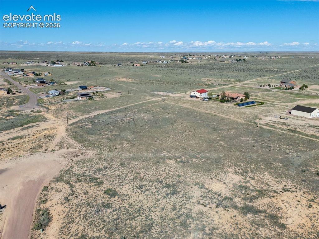 1554 N Challenger Lane, Pueblo West, CO 81007 — exterior