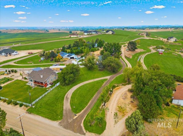 17114 Goodson Rd, Caldwell, ID 83607