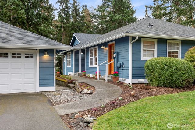 15375 Sunrise Drive NE, Bainbridge Island, WA 98110