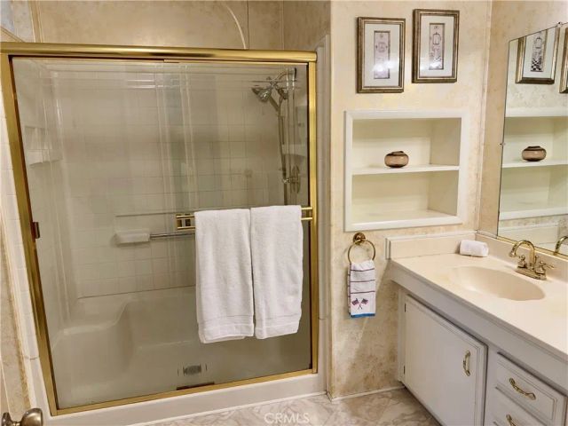 5200 Irvine Blvd 123, Irvine, CA 92620