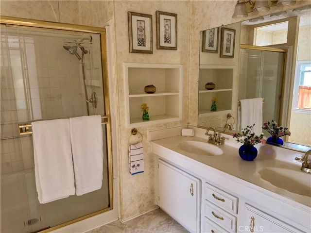 5200 Irvine Blvd 123, Irvine, CA 92620