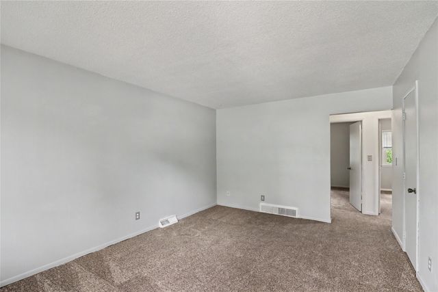 3310 SE 5th Street, Des Moines, IA 50315
