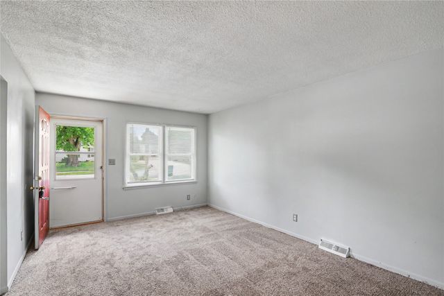 3310 SE 5th Street, Des Moines, IA 50315