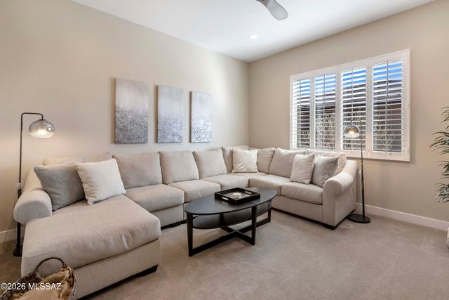 32710 S Cattle Trail, Oracle, AZ 85623