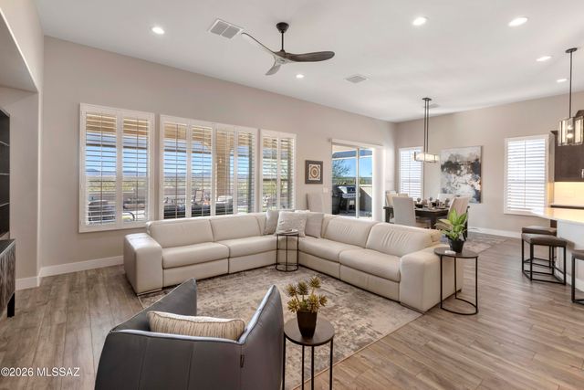 32710 S Cattle Trail, Oracle, AZ 85623