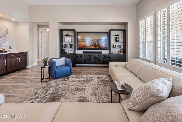 32710 S Cattle Trail, Oracle, AZ 85623