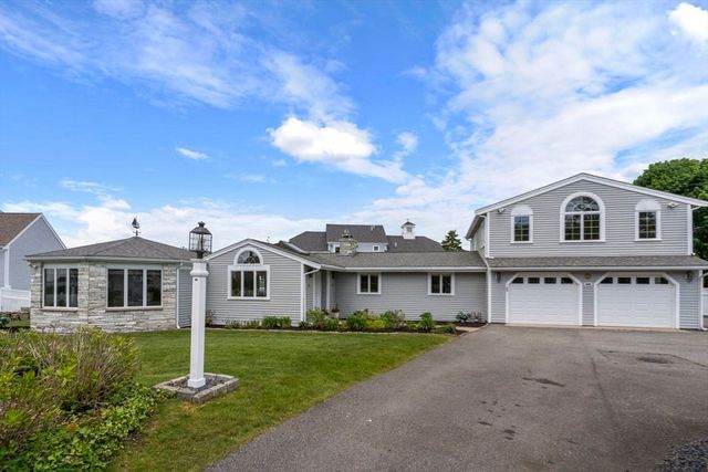 446 Barlows Landing Rd, Bourne, MA 02559