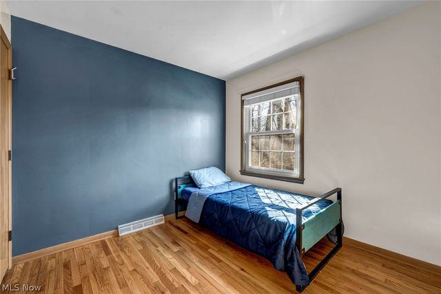 1332 Shanabrook Drive, Akron, OH 44313