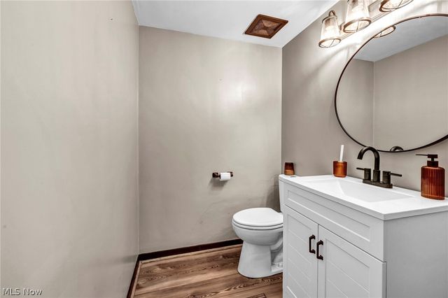 1332 Shanabrook Drive, Akron, OH 44313