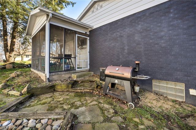 1332 Shanabrook Drive, Akron, OH 44313