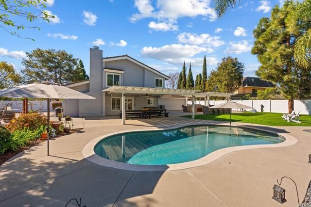 1222 LUPINE HILLS Drive, Vista, CA 92081
