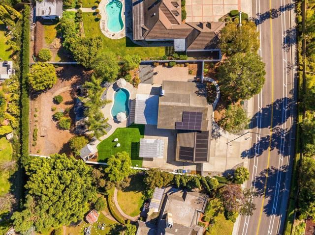 1222 LUPINE HILLS Drive, Vista, CA 92081