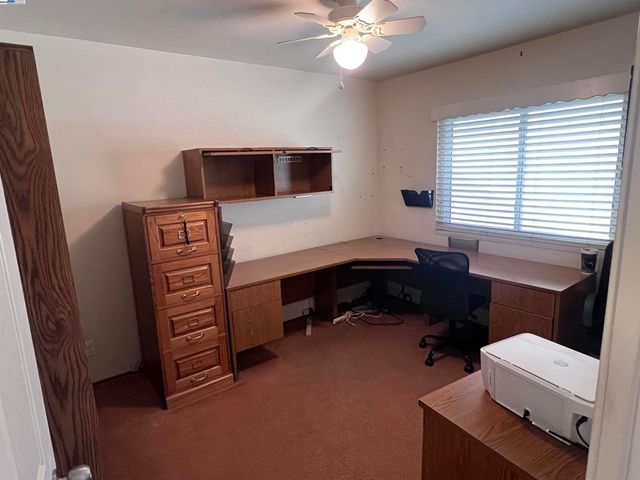 1222 Murdell Ln, Livermore, CA 94550