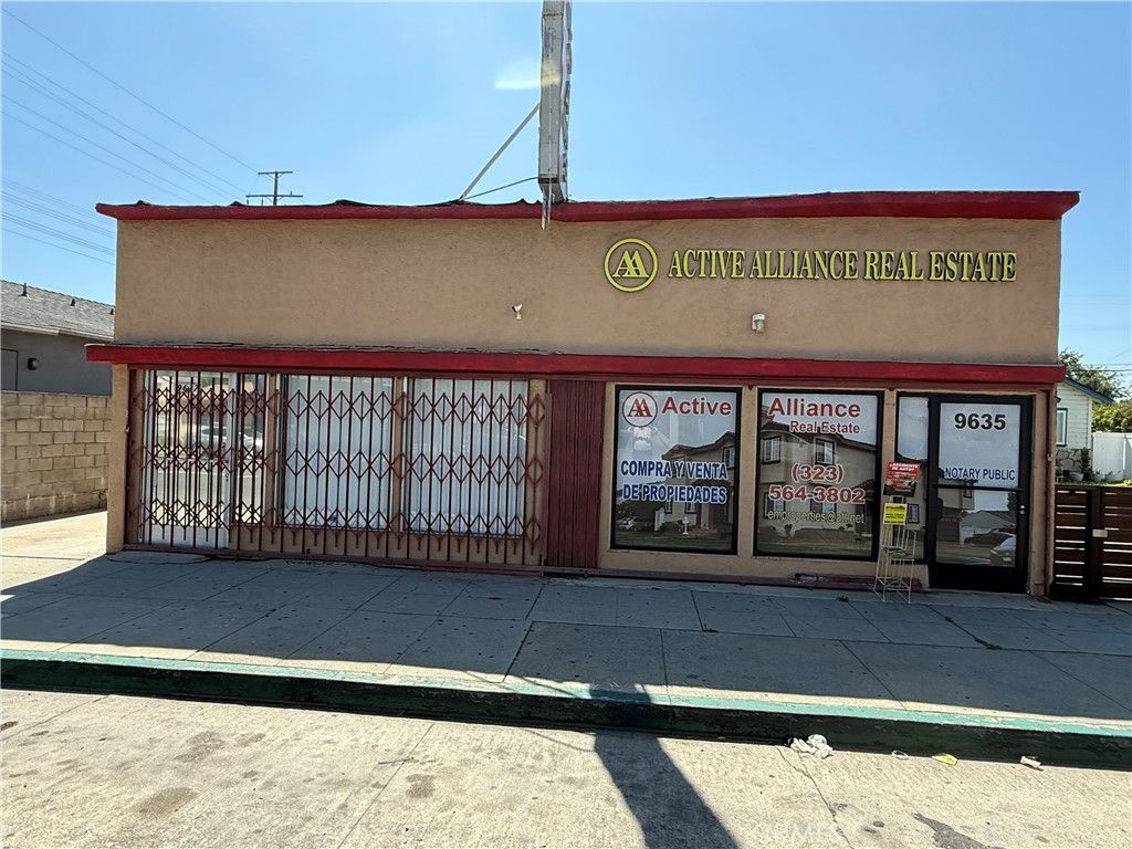 9637 California Avenue, South Gate, CA 90280