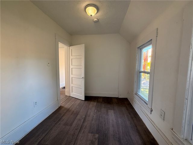 12344 Ashbury Avenue, Cleveland, OH 44106