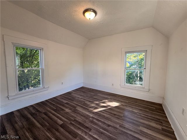 12344 Ashbury Avenue, Cleveland, OH 44106