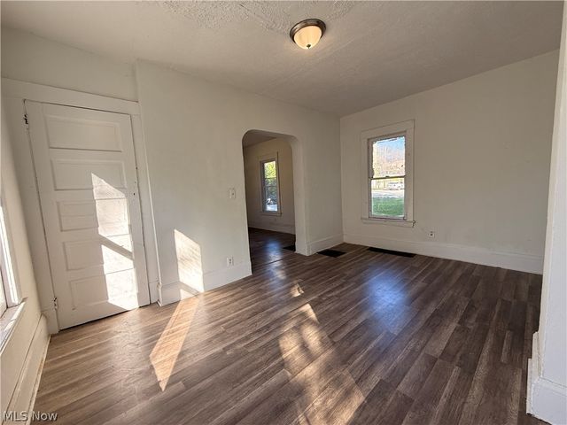 12344 Ashbury Avenue, Cleveland, OH 44106