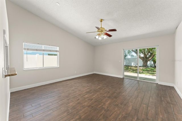 2458 LONG MEADOW WAY, Orlando, FL 32817