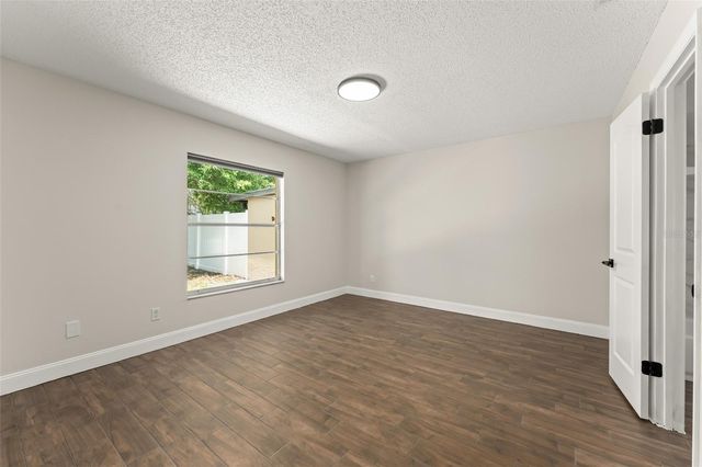 2458 LONG MEADOW WAY, Orlando, FL 32817
