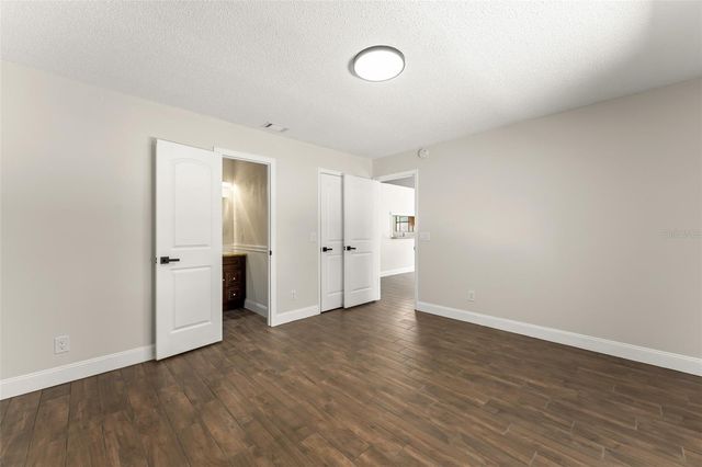2458 LONG MEADOW WAY, Orlando, FL 32817
