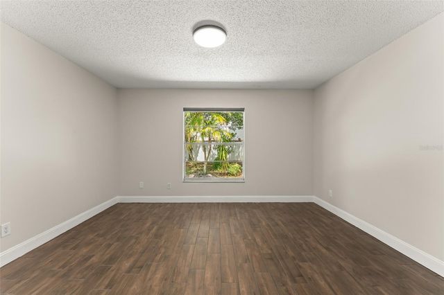 2458 LONG MEADOW WAY, Orlando, FL 32817