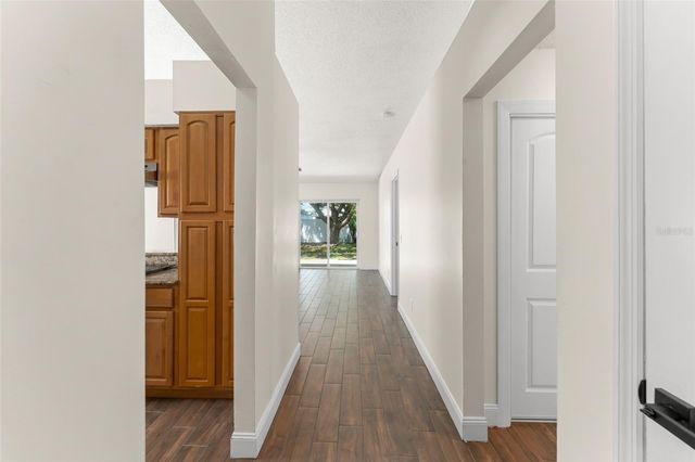 2458 LONG MEADOW WAY, Orlando, FL 32817
