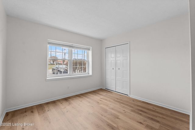 246 El Conquistador Pl, Louisville, KY 40220