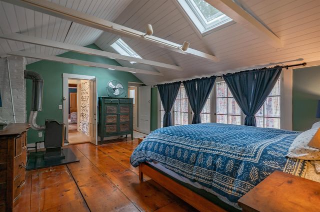 12 Milford Street, Brookline, NH 03033