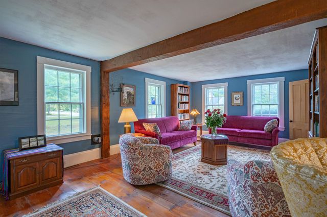 12 Milford Street, Brookline, NH 03033