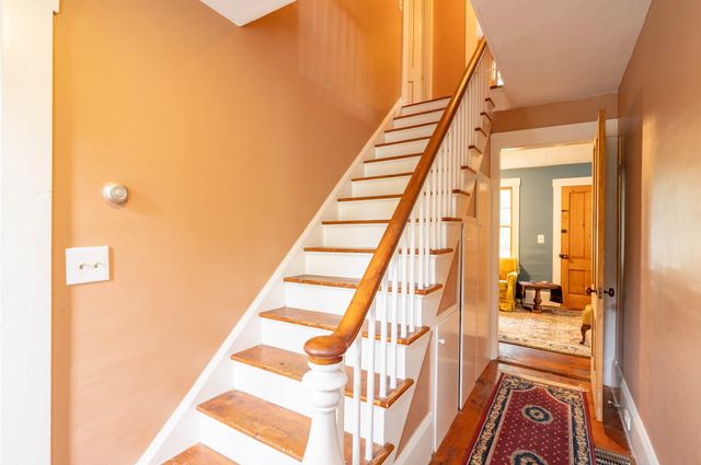 12 Milford Street, Brookline, NH 03033