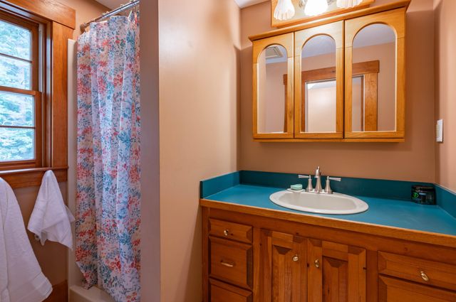 12 Milford Street, Brookline, NH 03033