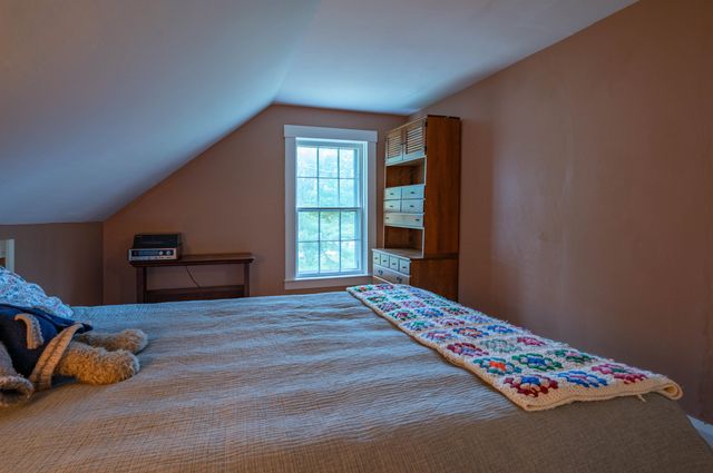 12 Milford Street, Brookline, NH 03033
