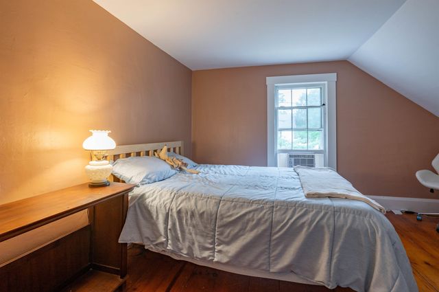 12 Milford Street, Brookline, NH 03033
