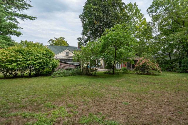 12 Milford Street, Brookline, NH 03033