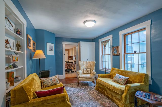 12 Milford Street, Brookline, NH 03033
